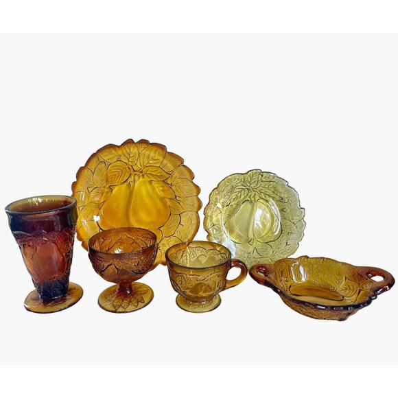 Vintage 70s Tiara Glass Dark Amber Burnt Honey Sweet Pear Bowls Dishes set of 4 - Picture 9 of 9